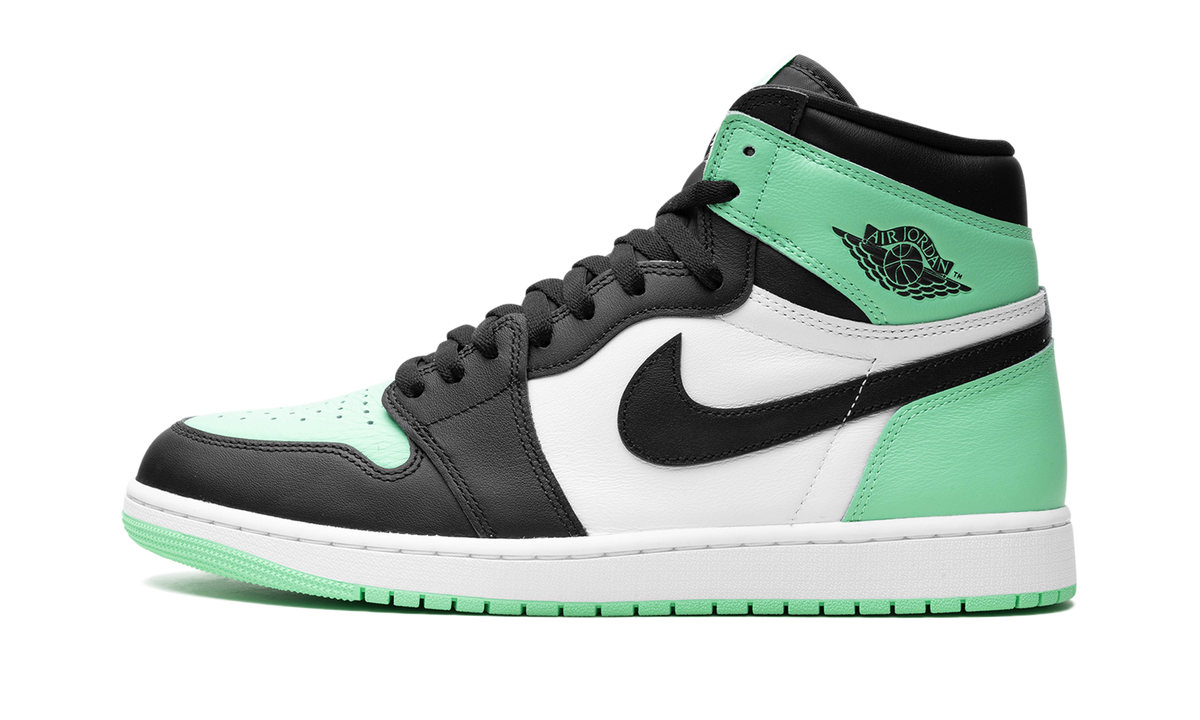 Air Jordan 1 Retro High OG "Green Glow" DZ5485 130