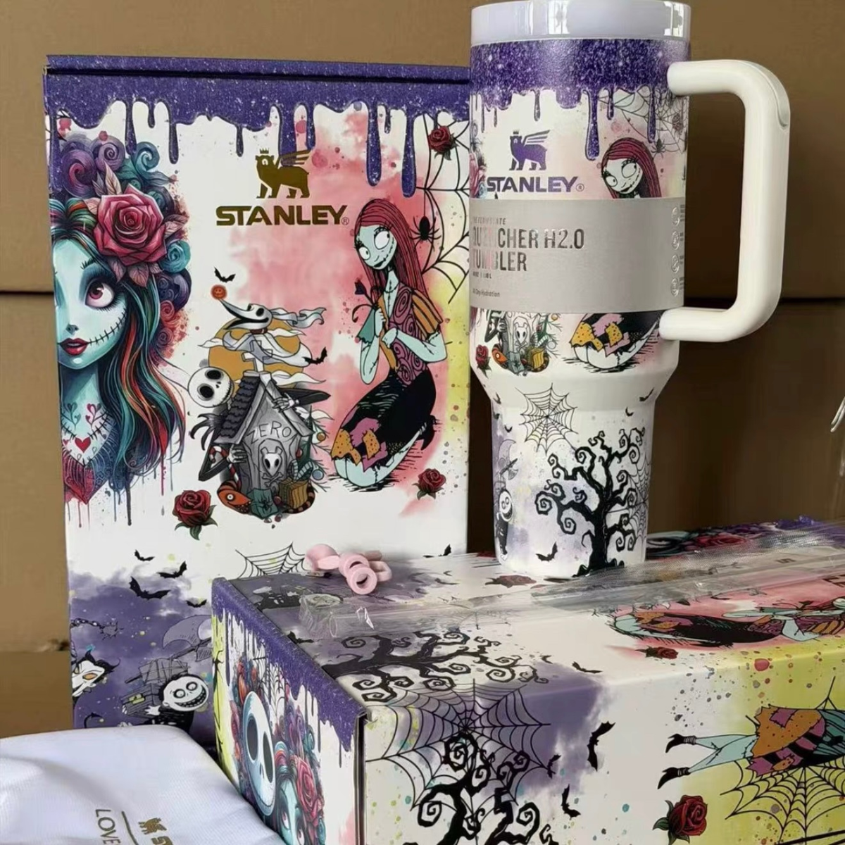 Nightmare Before Christmas 40oz Stanley Style Tumbler, Halloween Insulated Travel Mug with Lid and Straw  >